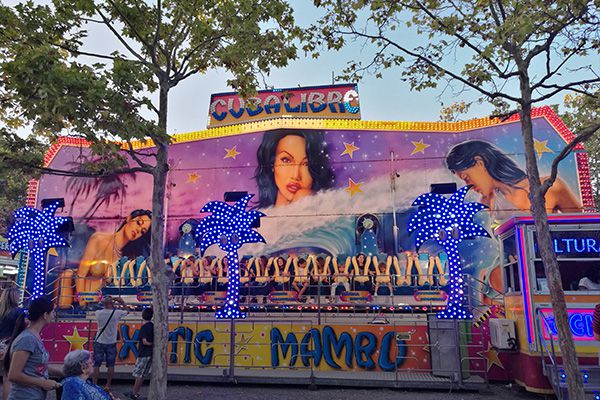 988pay钱包照明的娱光灯用在西班牙游乐装备展示